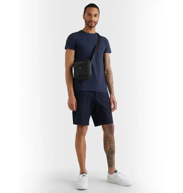 Τσάντα TOMMY HILFIGER 9504 Essential Mini Reporter Μαύρο 2