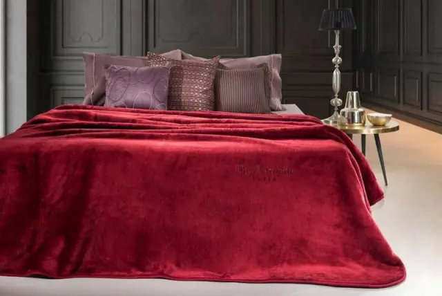 ΚΟΥΒΕΡΤΑ SMOOTH 220X240 Guy Laroche