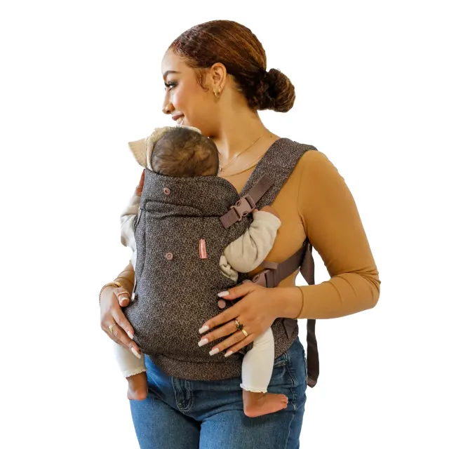 INFANTINO FLIP 4-IN-1 CONVERTIBLE CARRIER LEOPARD 3