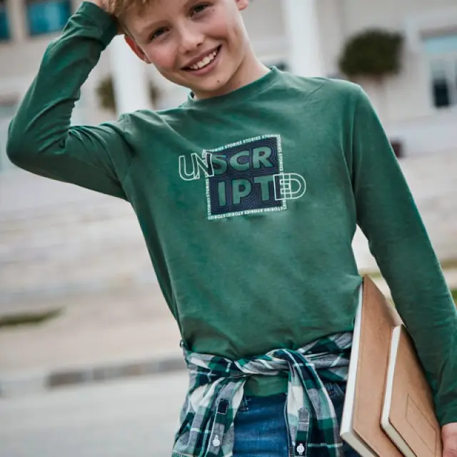 Junior 10 έως 18 ετών Μπλούζα σταμπωτή Better Cotton μέντα