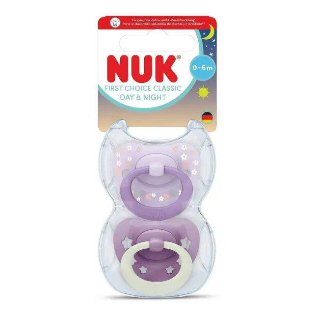 NUK Ορθοδοντικές Πιπίλες Σιλικόνης Ημέρας & Νύχτας με Κουτί Αποστείρωσης 0-6 Μηνών Σετ 2τμχ 10175397