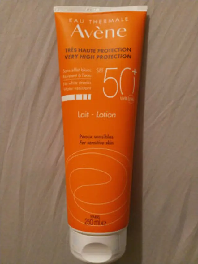 Avene Soins Solaires Lait SPF50+ Αντηλιακό Γαλάκτωμα για Πρόσωπο/Σώμα 250ml