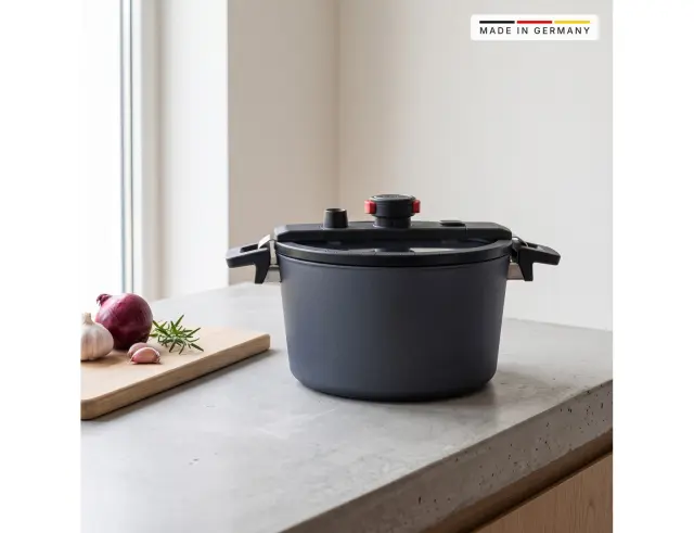 Χύτρα Χαμηλής Πίεσης Woll Diamond Active Lite με χωρητικότητα 5lt και διάμετρο 24cm 124DALI