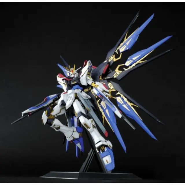 PG 1/60 Strike Freedom Gundam 3