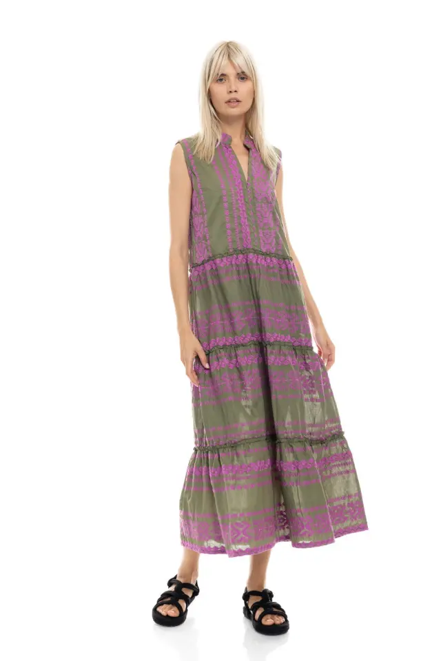 B489 - Type - BEACHWEAR LONG EMBRODERY MAGENTA - M