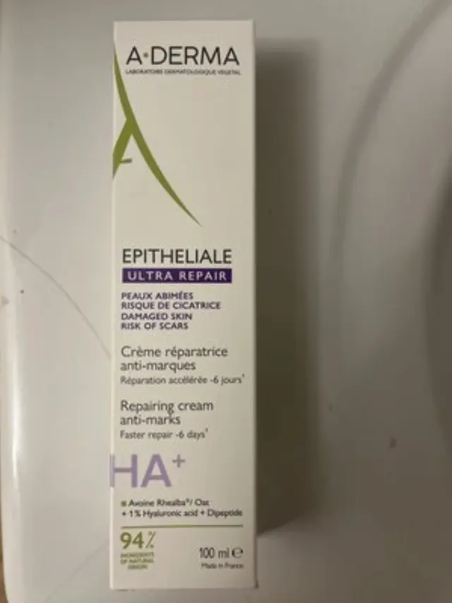 A-Derma Epitheliale A.H. ULTRA REPAIR Καταπραϋντική Eπανορθωτική Κρέμα κατά των Σημαδιών για το Διαταραγμένο Δέρμα Πρόσωπο & Σώμα, 100ml
