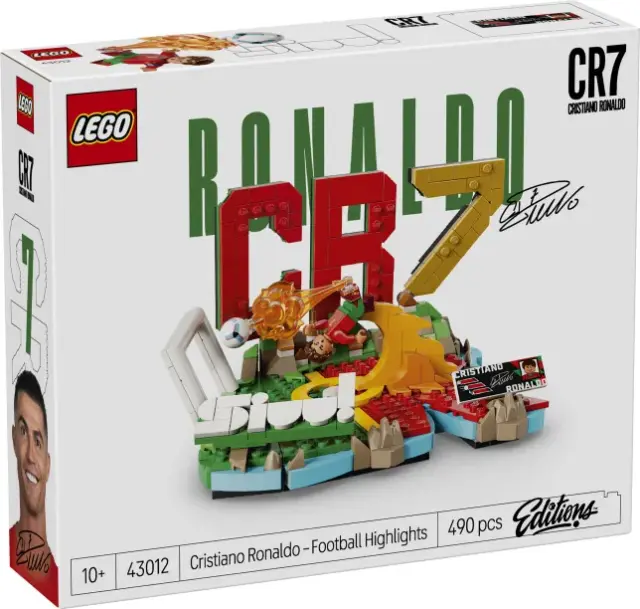 LEGO - Editions Football - Cristiano Ronaldo Football Highlights (43012) - Toys 2