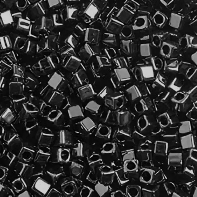 Χάντρα Miyuki Cube 4mm - 401 - Opaque Black ~25gr