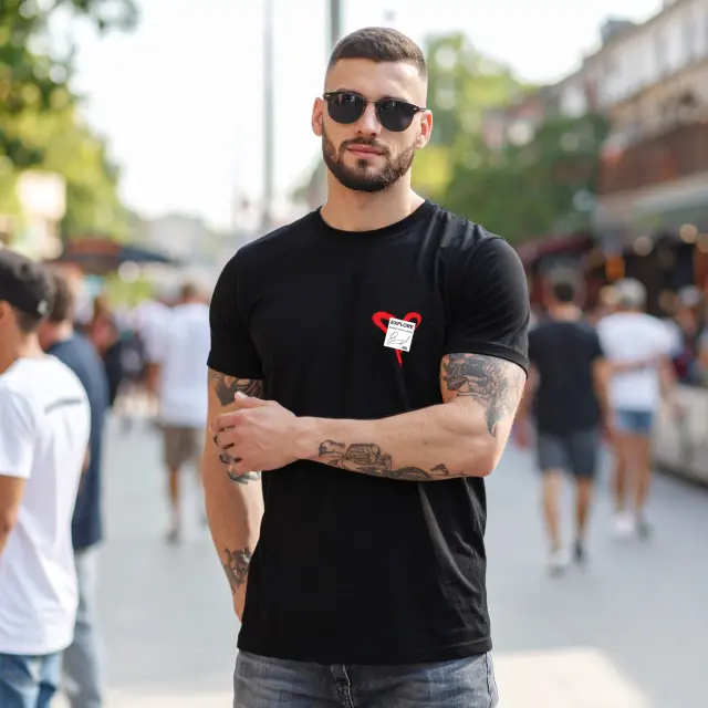 T-shirt Noshame® Μαύρο με τύπωμα Heart Explore - 122459 - XXL