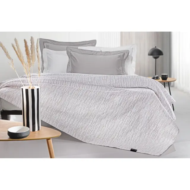 Κουβέρτα King Size Guy Laroche Diana Smoke 260x250
