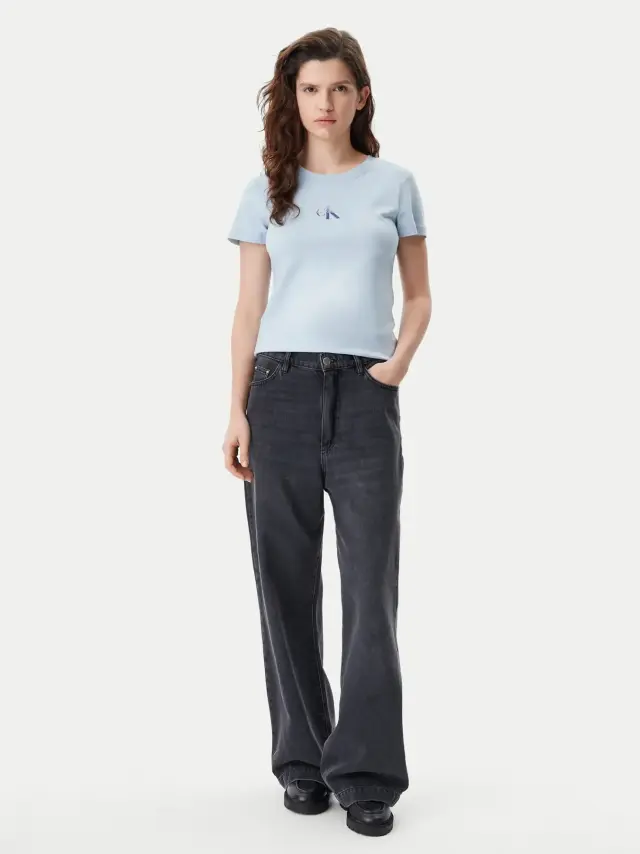 Calvin Klein - Γυναικείο T-Shirt Gradient Monologo slim Fit J20J225252-CUI Γαλάζιο - S 2