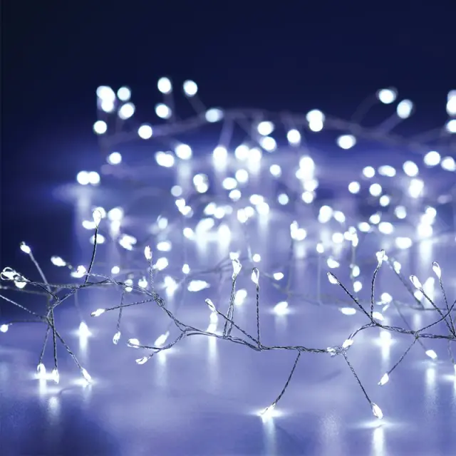 AcaLight Offer ΛΑΜΠΑΚΙΑ 50 LED 3W ΣΕ ΣΕΙΡΑ ΨΥΧΡΟ ΛΕΥΚΟ ΜΠΑΤΑΡΙΕΣ 3xΑΑ ΜΕ ΑΣΗΜΙ ΚΑΛΩΔΙΟ ΧΑΛΚΟΥ 2.5m IP20 300mm