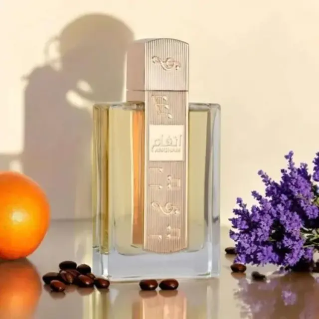 Lattafa Angham Eau de Parfum Άρωμα με Λεβάντα, Πραλίνα, Κακάο & Βανίλια 100ml 3