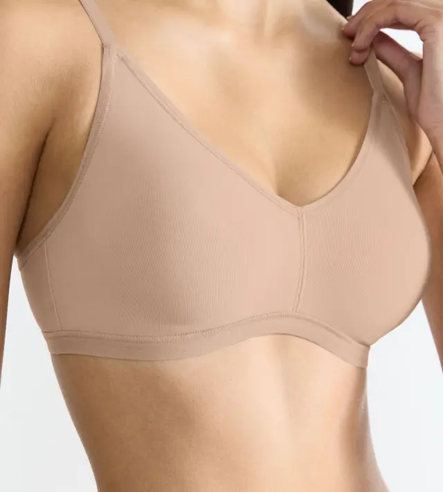 Sloggi Σουτιέν Go Daily Cotton Soft Bra Χωρίς Μπανέλα Μπεζ 2