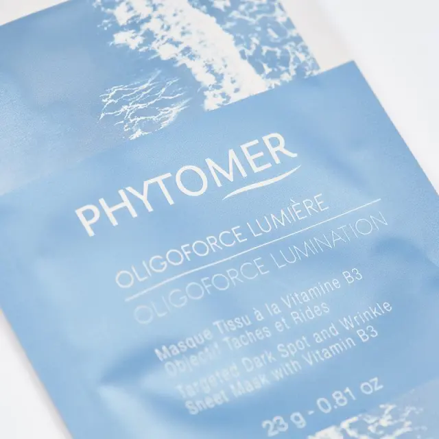 OLIGOFORCE LUMIÈRE Masque Tissu à la Vitamine B3 Objectif Taches et Rides 2