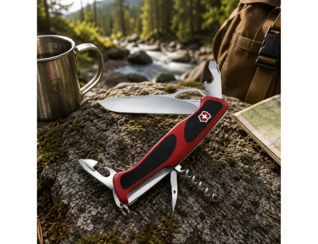Ελβετικός Σουγιάς Victorinox Ranger 61 M Grip με 11 λειτουργίες και μήκος 13cm - Red0.9553.MC