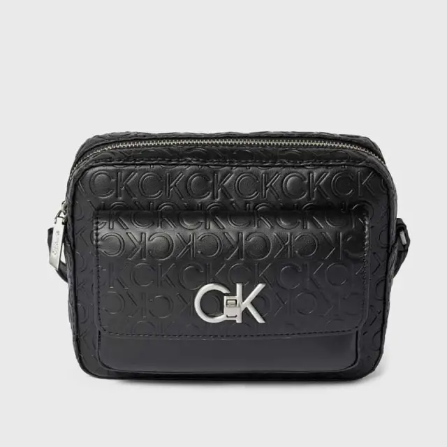 Calvin Klein - Γυναικεία Τσάντα Ώμου/Χιαστή Re-Lock Camera Bag W/Flap K60K610921-BAX Μαύρο