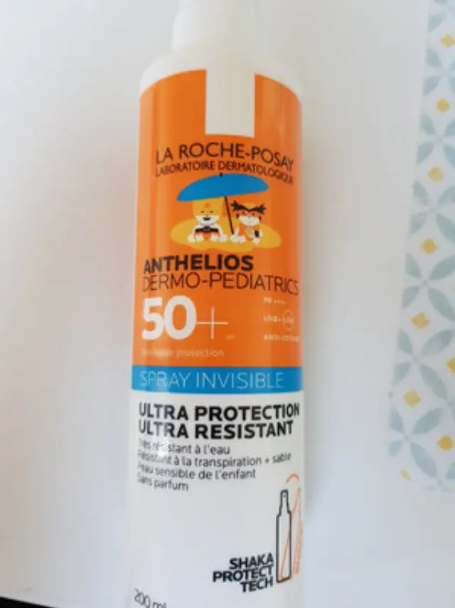 La Roche Posay Anthelios Dermo-Pediatrics Invisible Spray SPF50+ Αόρατο Παιδικό Αντηλιακό Spray Σώματος με Πολύ Υψηλή Προστασία, 200ml