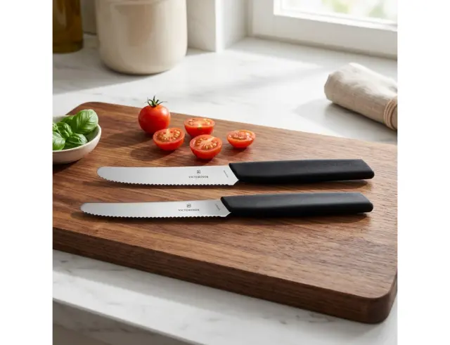 Σετ Μαχαίρια Γενικής Χρήσης Victorinox Swiss Modern με μήκος λεπίδας 11cm - Black - 2 τεμάχια6.9003.11WB