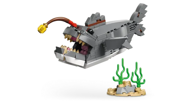 LEGO® Creator 3-in-1 Fierce Shark with a Treasure Chest για 8+ Ετών 379τμχ - 31381 3