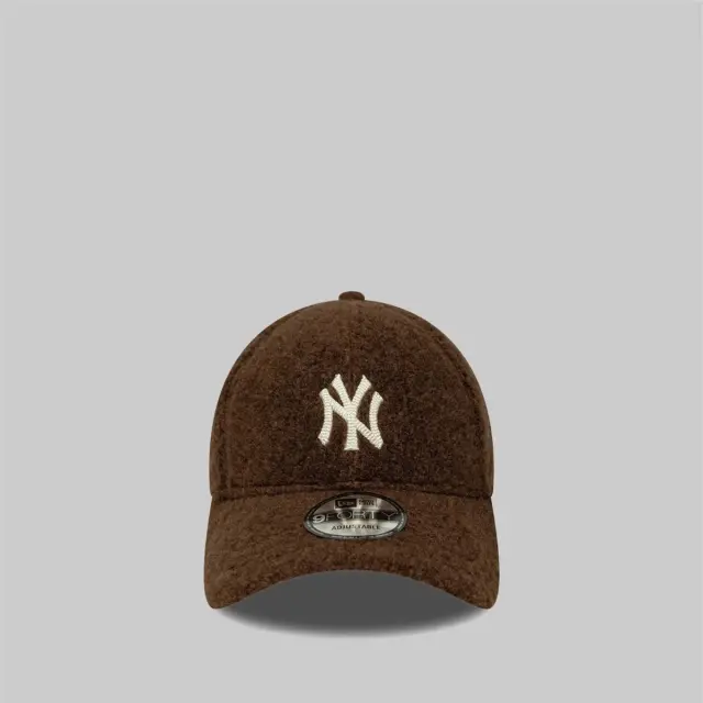 New Era New York Yankees MLB Winter Borg Brown 9FORTY Adjustable Cap 60915754 - One Size 2