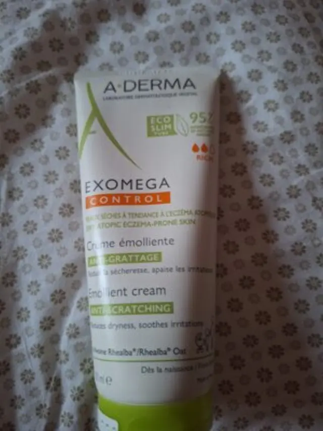 A-Derma | Exomega Control Emollient Cream | Ενυδατική Κρέμα Ανάπλασης Σώματος Για Ξηρές Επιδερμίδες | 200ml
