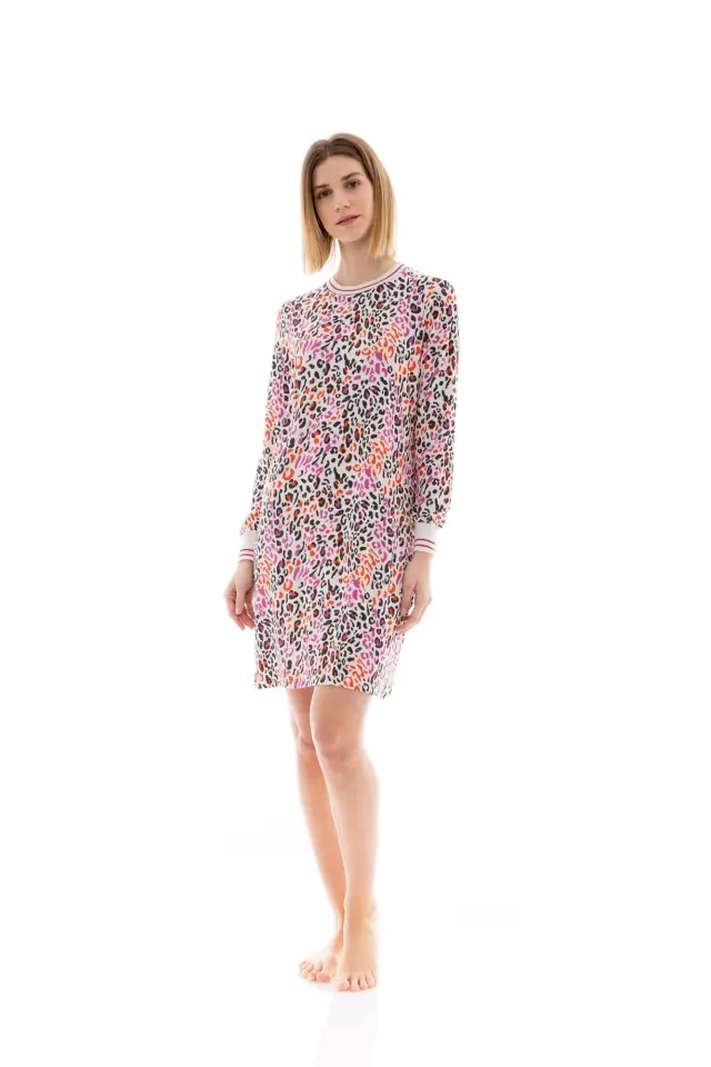 W1375 - Type - NIGHTGOWN WHITE LEO 2