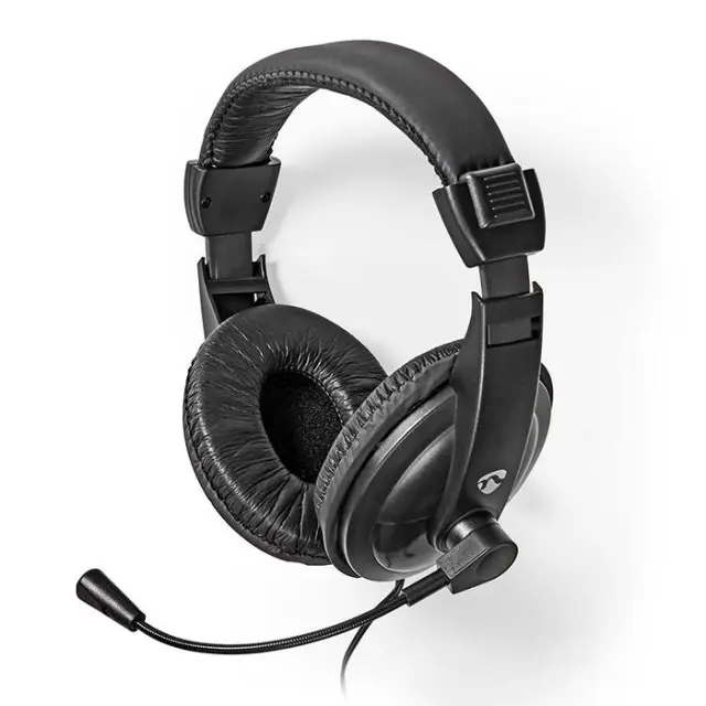 Στερεοφωνικό over-ear headset με καλώδιο 1.80m, σε μαύρο χρώμα.