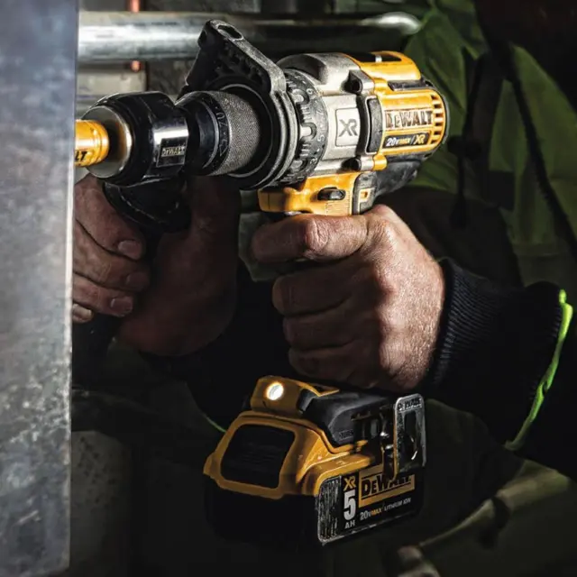 DeWalt DCD996NT - Δραπανοκατσάβιδο Μπαταρίας Κρουστικό 18V XR Li-Ion (Χωρίς Μπαταρία + Φορτιστή) + Βαλίτσα 2