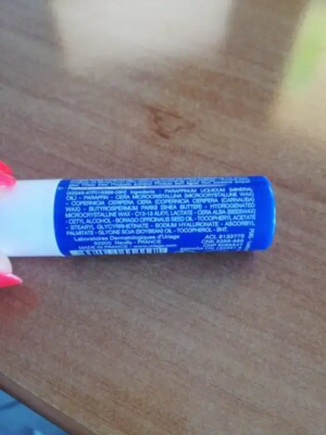 Uriage Xémose Moisturizing Lipstick Ενυδατικό και Επιδιορθωτικό Στικ Χειλιών, 4gr 2