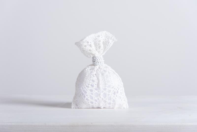 ΠΟΥΓΚΙ ΔΑΝΤΕΛΑ “3 ΜΑΤΙΑ” 12 x 17 cm