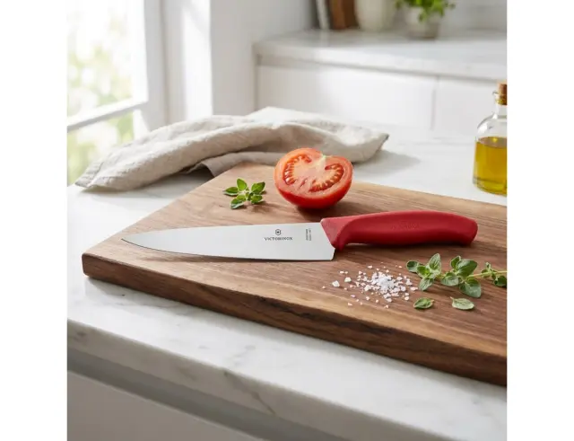 Μαχαίρι σεφ Victorinox Swiss Classic με μήκος λεπίδας 19cm - Red6.8001.19C1B