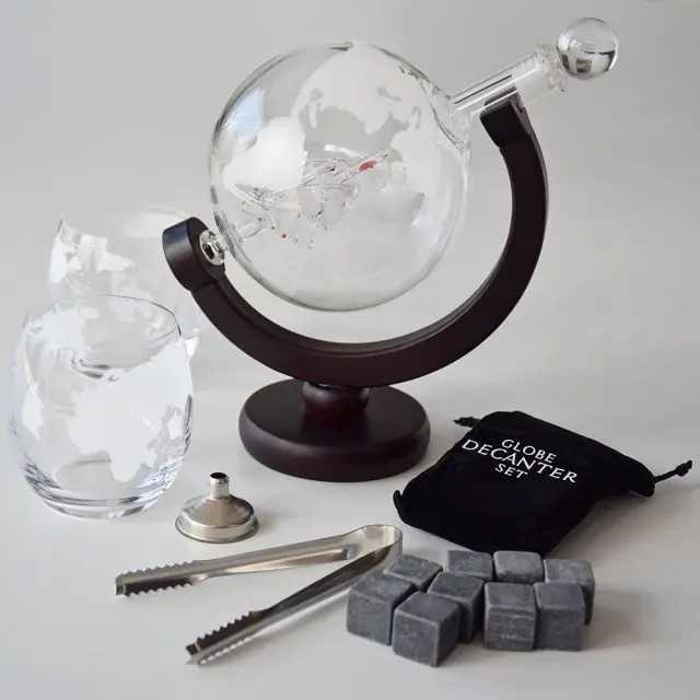 Mikamax® Globe Decanter Set Γυάλινη φιάλη 850ml με 2 ποτήρια