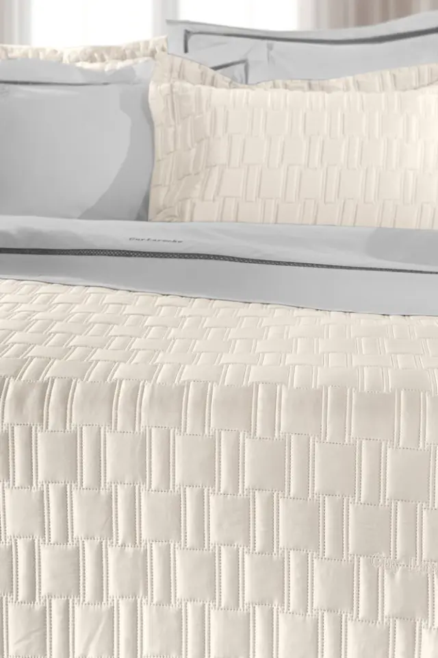 ΣΕΤ ΚΟΥΒΕΡΛΙ KING SIZE 240×250 3 ΤΕΜΑΧΙΩΝ BRICK IVORY GUY LAROCHE 3