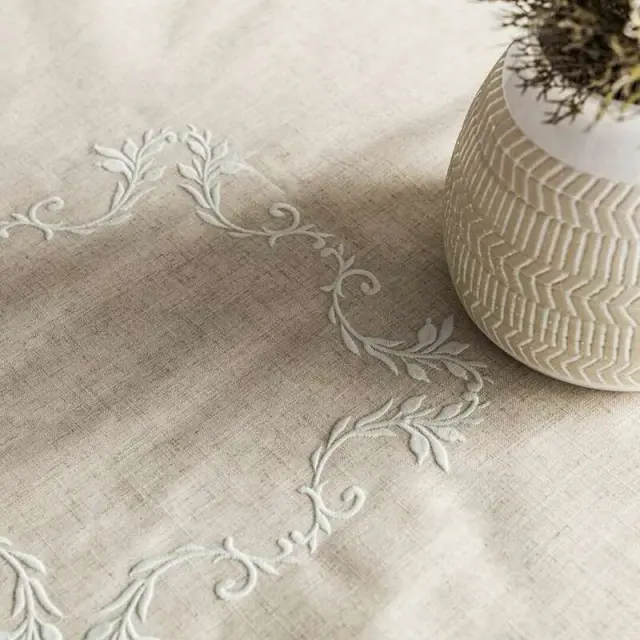 ΤΡΑΠΕΖΟΜΑΝΤΗΛΟ SJARME 135X135 GOFIS HOME 3