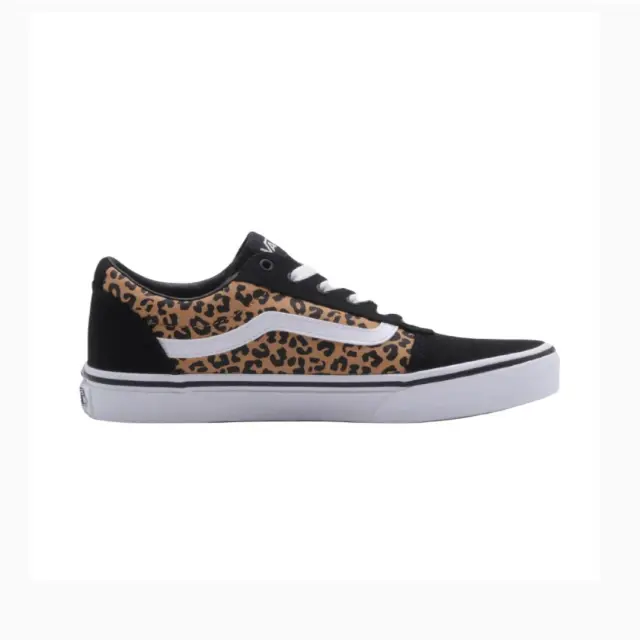 VANS WARD - 37