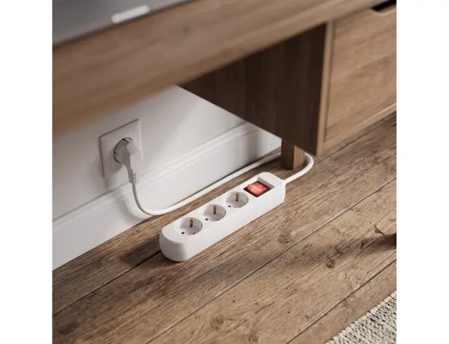 Πολύπριζο - 3x Schuko - Με Διακόπτη On/Off - Καλώδιο 1.5m - Λευκό KT1000200