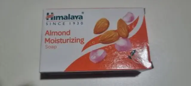 Himalaya Almond Moisturizing Soap