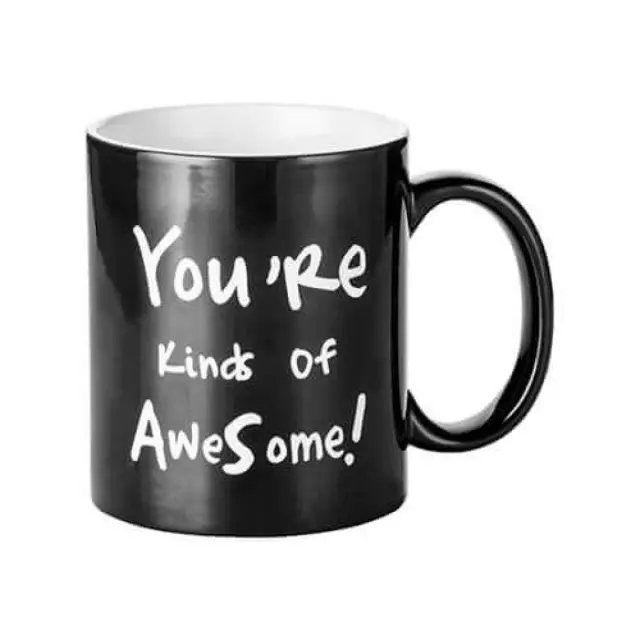 Κούπα Μαγική (YOU RE KINDS OF AWESOME! ) είναι με συσκευασία δώρου η κούπα ειναι μαύρη και εμφανίζετε το μήνυμα όταν μπει ζεστό ρόφημα