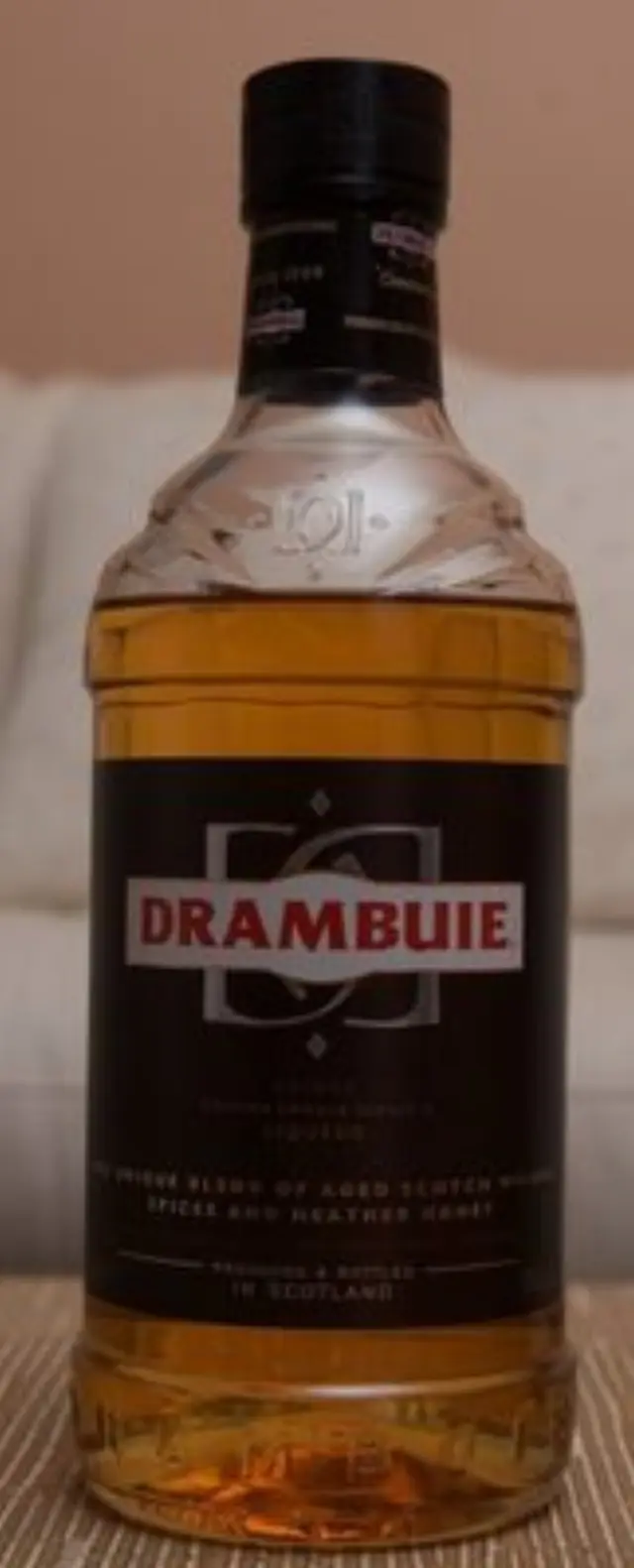 DRAMBUIE WHISKEY LIQUEUR 700ml