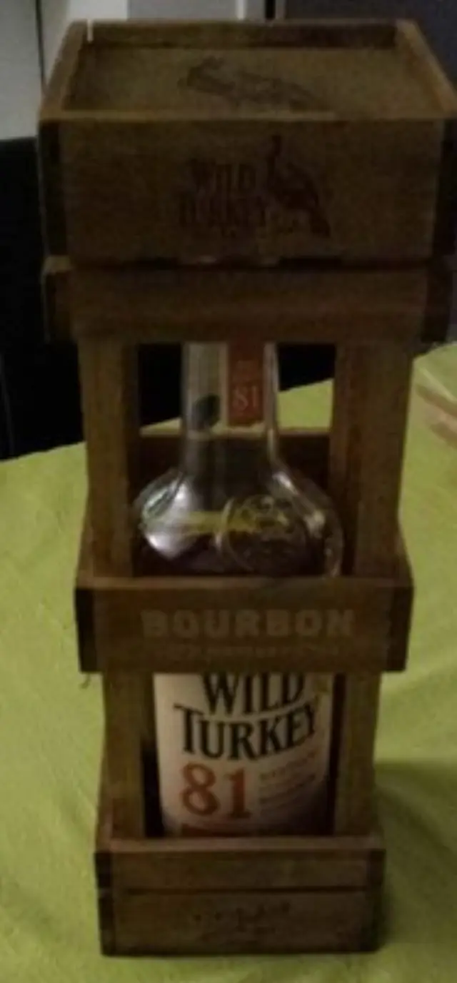 WILD TURKEY BOURBON 700ml