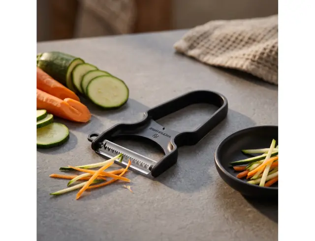 Κόφτης ζουλιέν Victorinox Rapid με οδοντωτή λεπίδα - Black6.0934.3