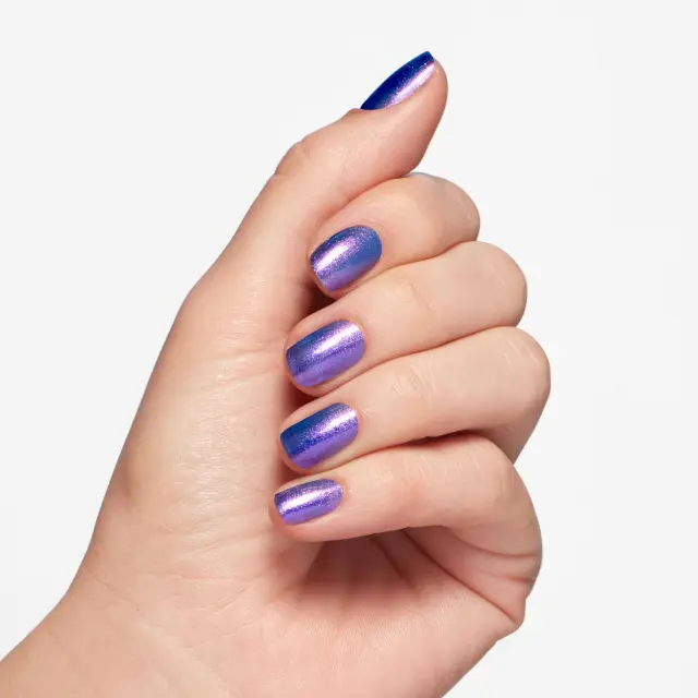 OPI Gel Color Shaking My Sugarplums 15ml 3