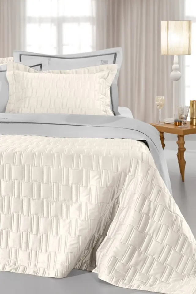 ΣΕΤ ΚΟΥΒΕΡΛΙ KING SIZE 240×250 3 ΤΕΜΑΧΙΩΝ BRICK IVORY GUY LAROCHE 2
