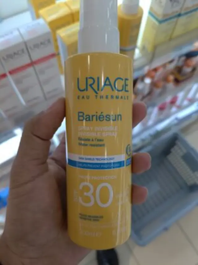 Uriage Bariésun sun spray SPF30 Invisible Spray 200 ml