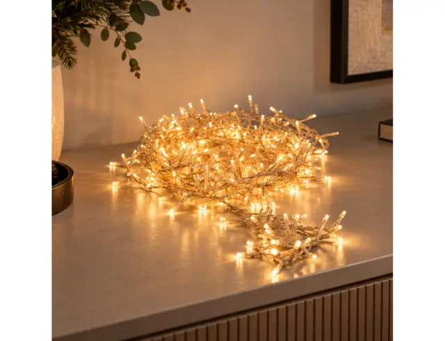 1800 Φωτάκια LED - 36 Μέτρα + 3 Μέτρα σύνδεσης, Κανονική Διάταξη, με χειριστήριο, 8 προγράμματα, Διάφανο καλώδιο PVC - Extra Θερμό Λευκό AX8560470
