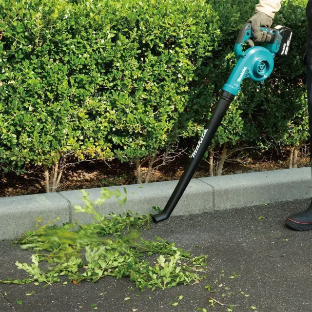 Makita DUB186RT - Φυσητήρας Χειρός Μπαταρίας 18V με Μέγιστη Ταχύτητα Αέρα 244.8km/h Li-Ion με Μπαταρία 5.0Αh (1x5.0Ah) + Φορτιστή 2