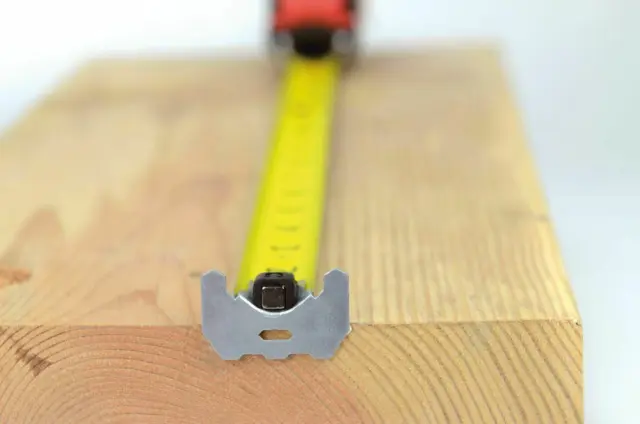 Milwaukee 48225502 - Non Magnetic Tape Μετροταινία με Αυτόματη Επαναφορά και Μαγνήτη 2m 2