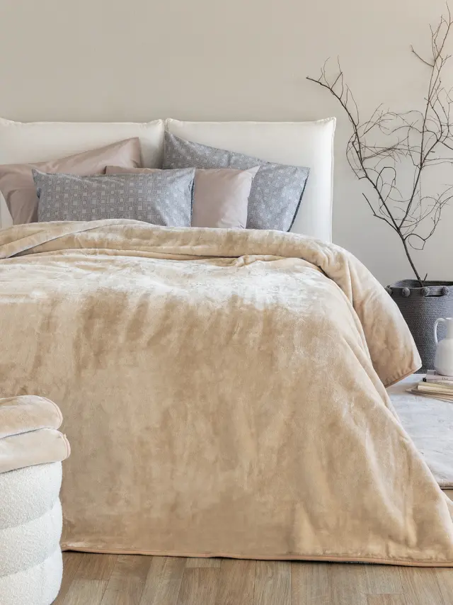 Κουβέρτα 220x240 Υπέρδιπλη Βελουτέ 550gsm Palamaiki Dream Velour 3 100% Πολυέστερ- Sandy