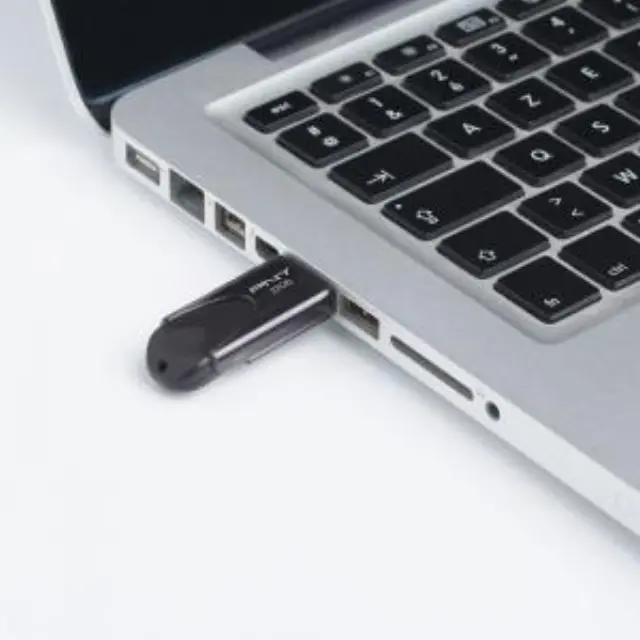 USB 2.0 stick 32GB. 3